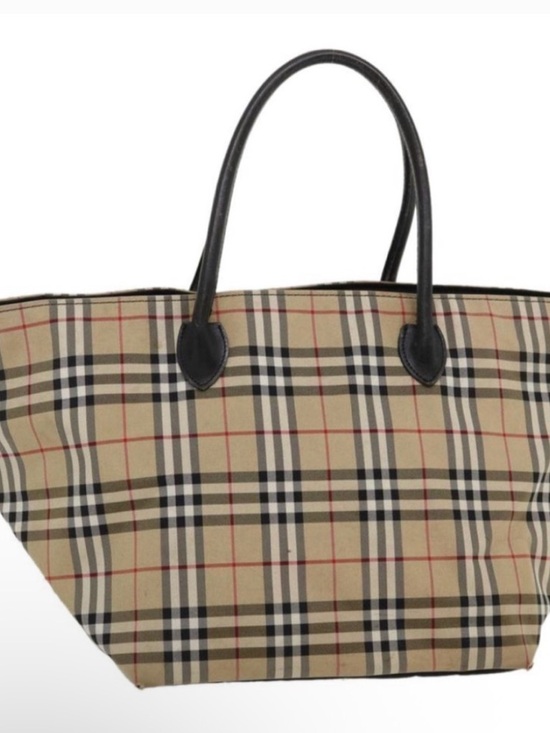 Burberry Handbags - Burberry Beige Plaid Tote Japan Exclusive. L 18.5" x W 9" H 11"